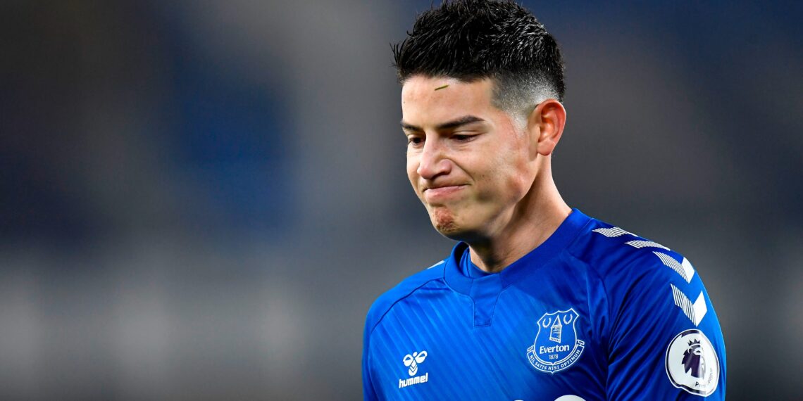 James Rodriguez ha chiesto a Benitez di mostrare l'impegno dell'Everton, ma il futuro resta incerto