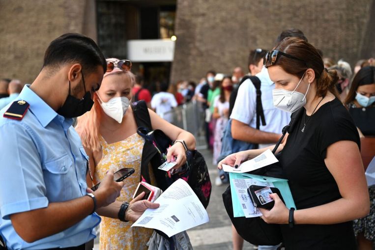 L'Italia aggiunge più gruppi di lavoro ai requisiti di vaccinazione contro il Covid-19