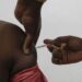 L'OMS cerca vaccini Covid-19 per le nazioni povere, "non promesse vuote"