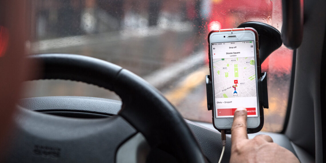 Le cause legali di Lyft e Uber aumentano dopo che il tribunale ha affermato che lo show worker shove è incostituzionale