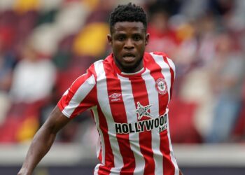 Onyeka aiuta il Brentford a 10 uomini a battere il Wolverhampton Wanderers