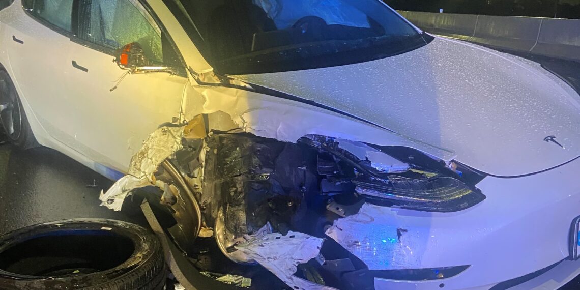Tesla deve fornire i dati sugli incidenti del pilota automatico all'agenzia federale per la sicurezza automobilistica entro il 22 ottobre