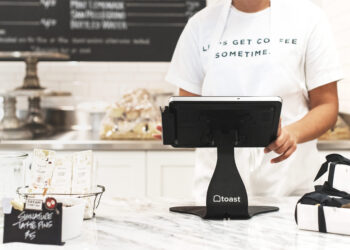 Toast vende azioni in IPO per $ 40, raggiungendo il raggio d'azione e valutando la società di tecnologia della ristorazione a $ 20 miliardi