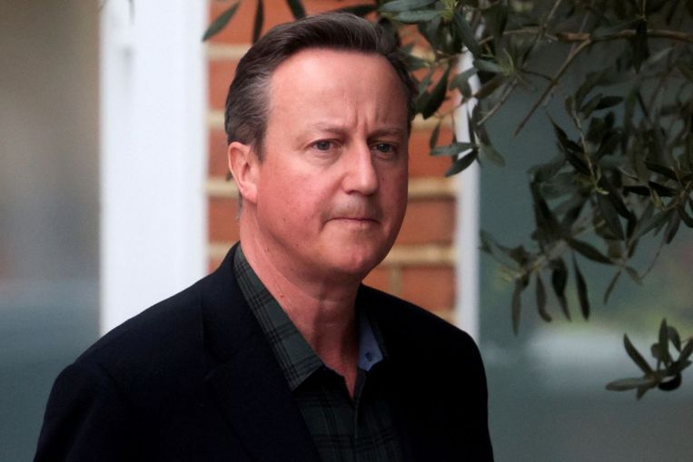 Il regolatore della lobby del Regno Unito indaga sull'ex primo ministro David Cameron per la seconda volta quest'anno: FT