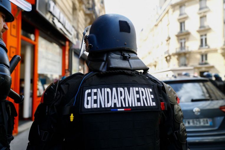 Il suicidio dell'ex poliziotto pone fine a 35 anni di caccia a serial killer e stupratori in Francia