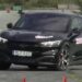 La Ford Mustang Mach-E del 2022 fallisce in modo spettacolare il "test delle alci"