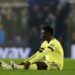 La stella dell'Arsenal Saka zoppica contro il Brighton