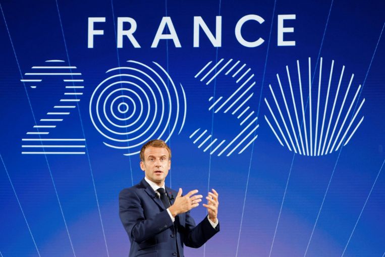 Macron svela un piano di investimenti da 47 miliardi di dollari per "Francia 2030"