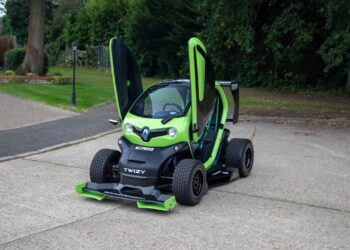 Se vince la rarità, questa insolita Renault Twizy usata in F1 conquista la pole position