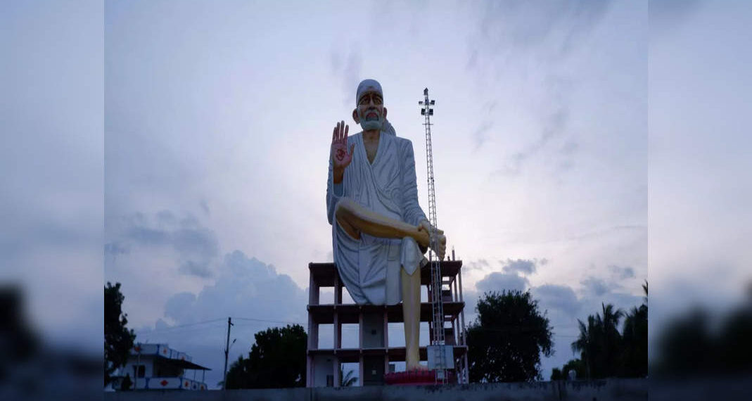 Il Tempio di Sai Baba a Shirdi riapre i suoi cancelli ai devoti da oggi
