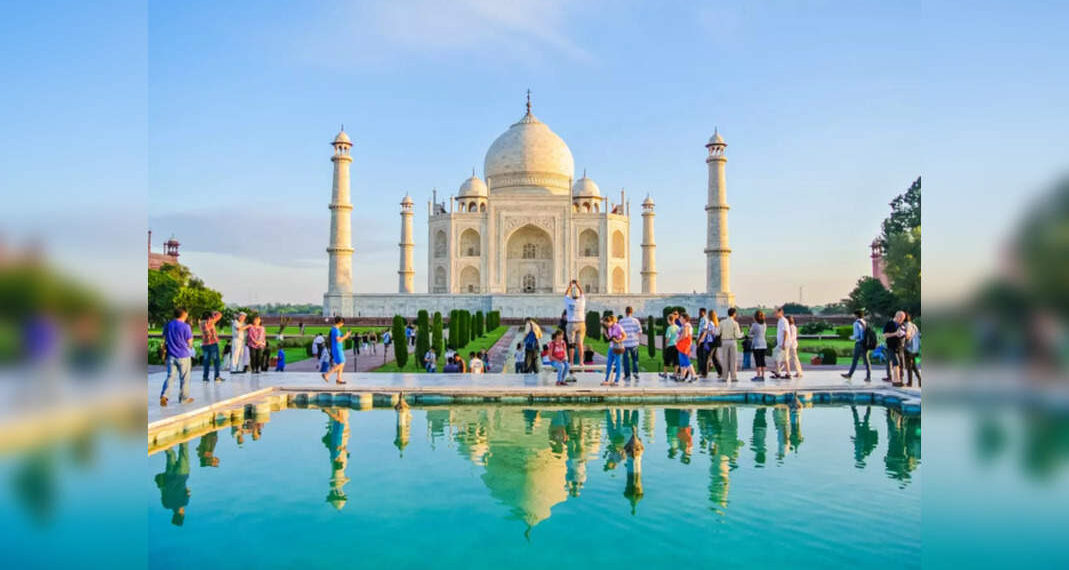 L'India decide di riaprire ai turisti stranieri dal 15 ottobre