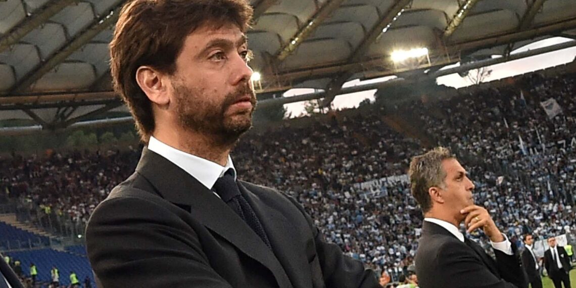 Uffici Juventus invasi mentre club indagato per irregolarità finanziarie