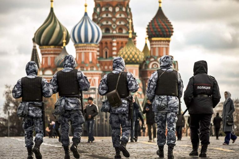 La Russia sostiene di aver arrestato tre spie ucraine