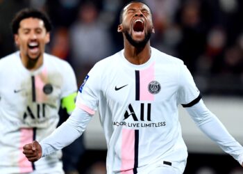 PSG contro  Lens: Messi, la capolista Ligue 1 scappa di nuovo con un gol nel finale