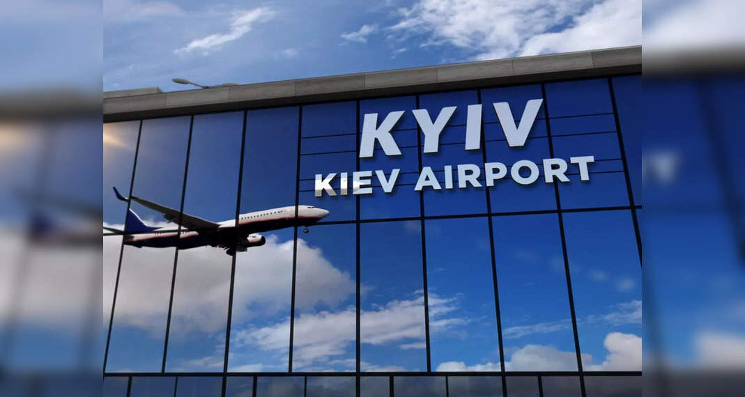 L'India fornisce consigli di viaggio all'Ucraina; Il volo Air India per l'Ucraina ritorna a metà