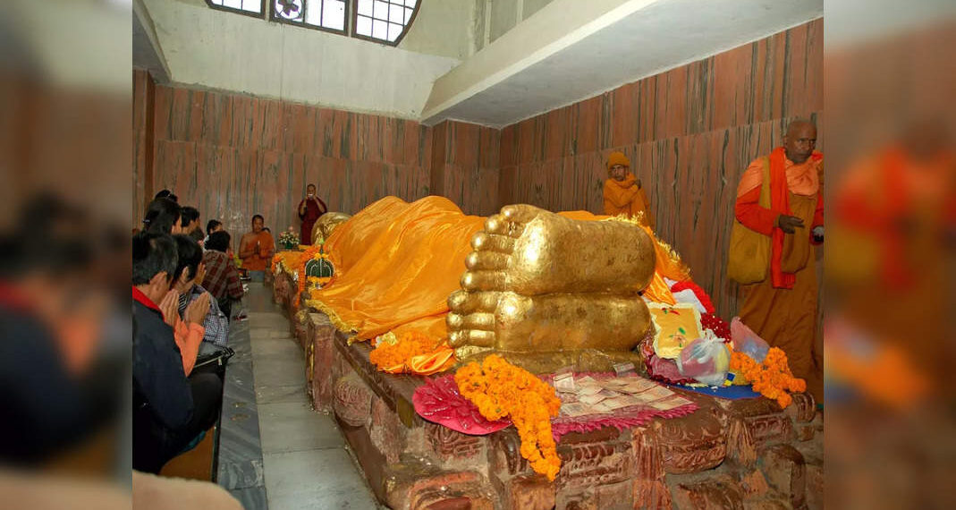 L'aeroporto di Kushinagar in UP accoglie il primo gruppo di viaggiatori buddisti stranieri