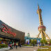 COVID-19 in Cina: Shanghai Disneyland chiude in mezzo all'onda Omicron