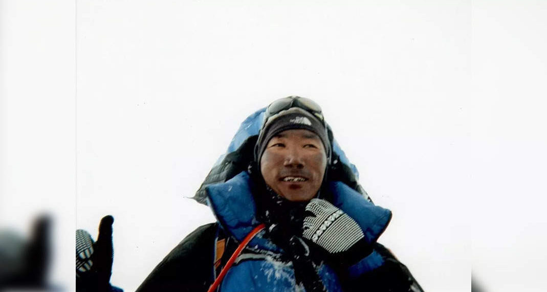 Incontra lo sherpa che ha scalato l'Everest per la 26a volta record!