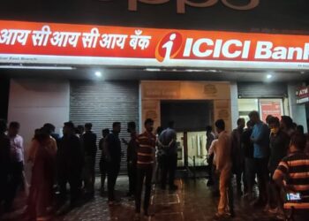 ICICI Bank Allows Customers To Pay Credit Card Dues Via iMobile Pay App