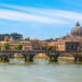 La siccità estrema porta le rovine sottomarine di un antico ponte a Roma!