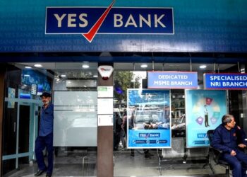 Yes Bank, Bank Bazaar Launch Credit Card That Enables Credit Worthiness Tracking
