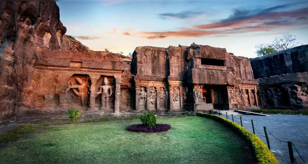 Le grotte di Ellora nel Maharashtra diventeranno il primo monumento in India ad avere un ascensore idraulico