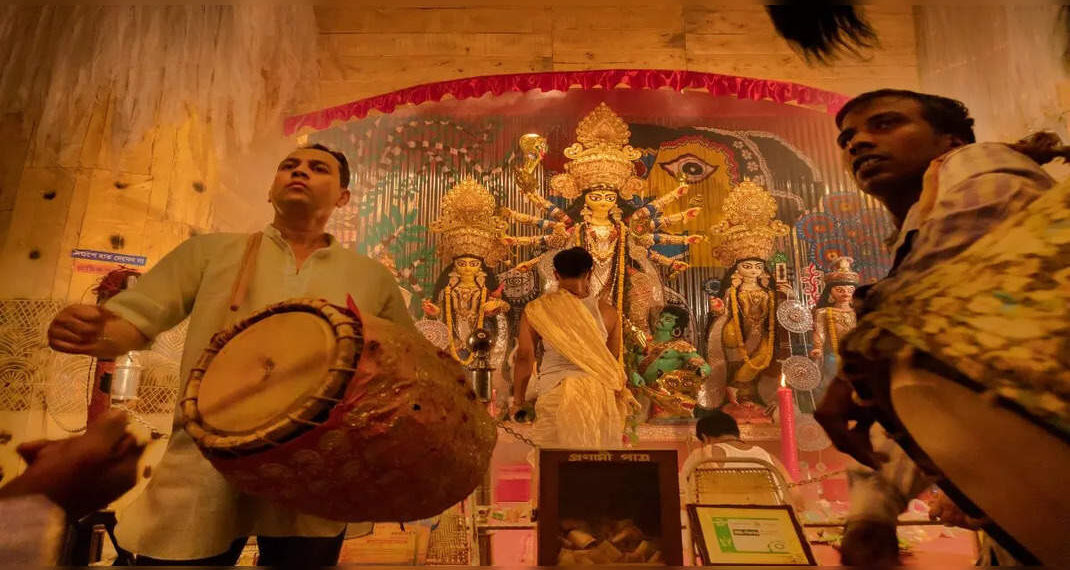 Il Bengala occidentale offrirà un pacchetto Durga puja di 10 giorni insieme a un viaggio a Sundarbans per aumentare il turismo