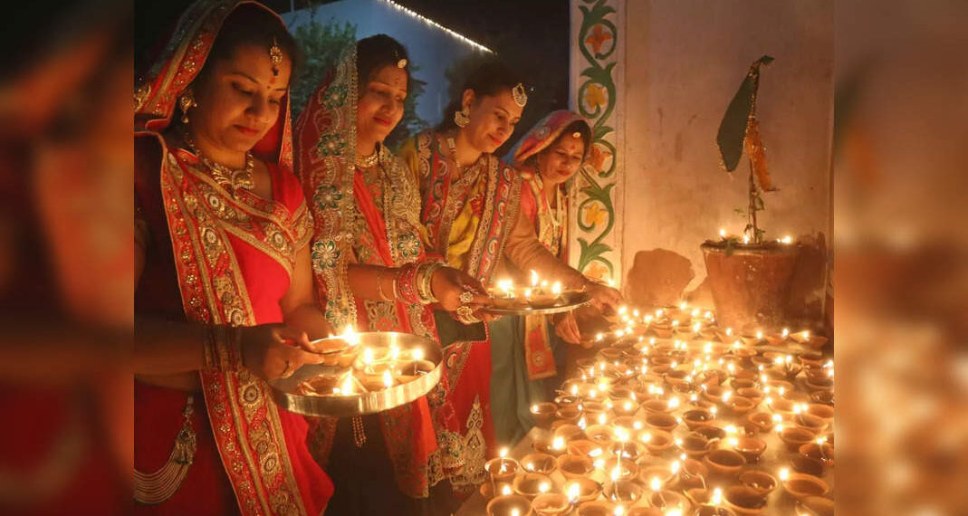 Ayodhya Depotsav 2022: la città entra nel Guinness dei primati illuminando più di 15 lakh diyas