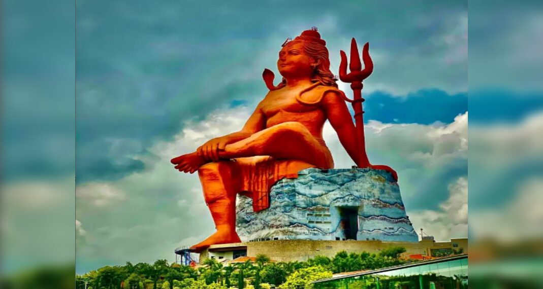 La statua di Shiva più alta del mondo eretta nel Rajasthan