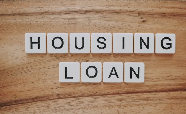 Home Loans Get More Expensive; SBI Passes On RBI Rate Hikes To Borrowers