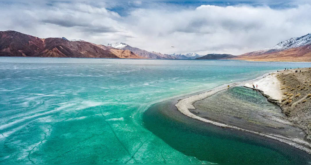 Prima in India, Pangong Frozen Lake Marathon a febbraio.  Sei pronto per questo?