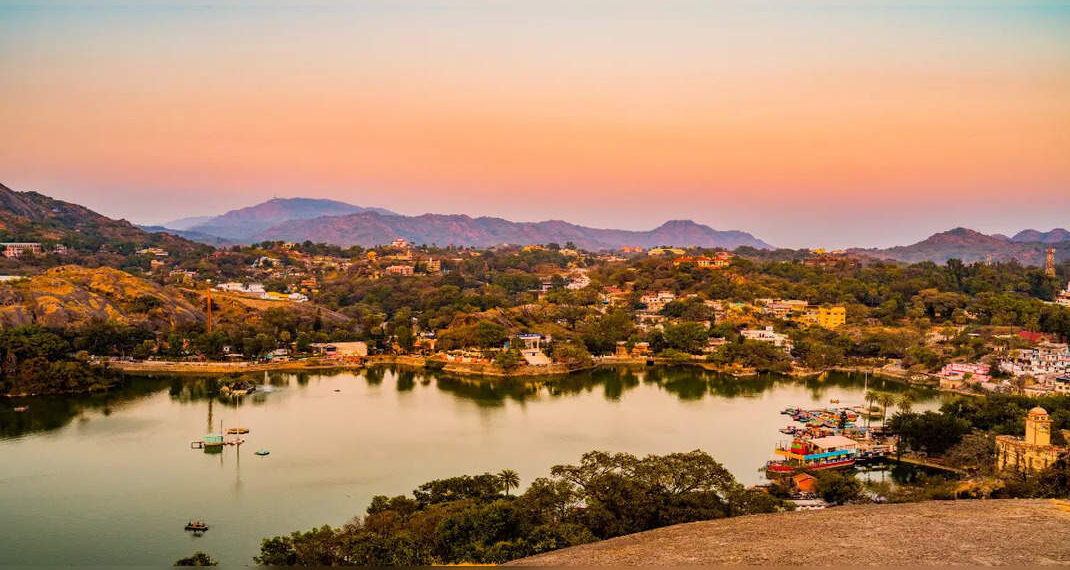 Scopri perché devi vivere il Mount Abu Winter Festival