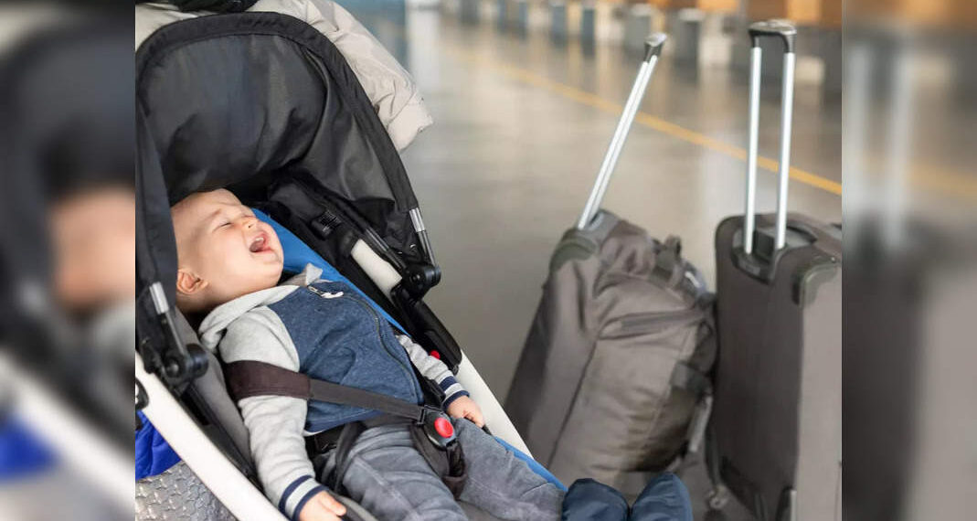 Consigliamo di viaggiare, ma non così!  I genitori lasciano il bambino senza biglietto al check-in in aeroporto per evitare di acquistare un biglietto