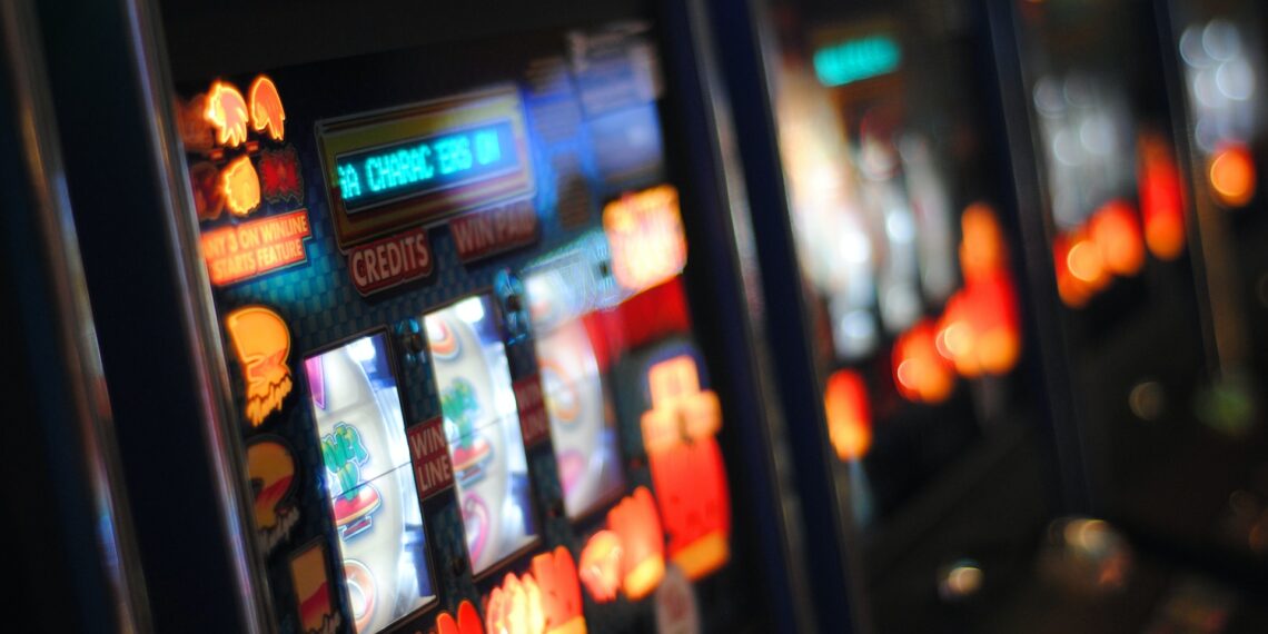 Gioco e nuove tecnologie: come funzionano le slot machine digitali
