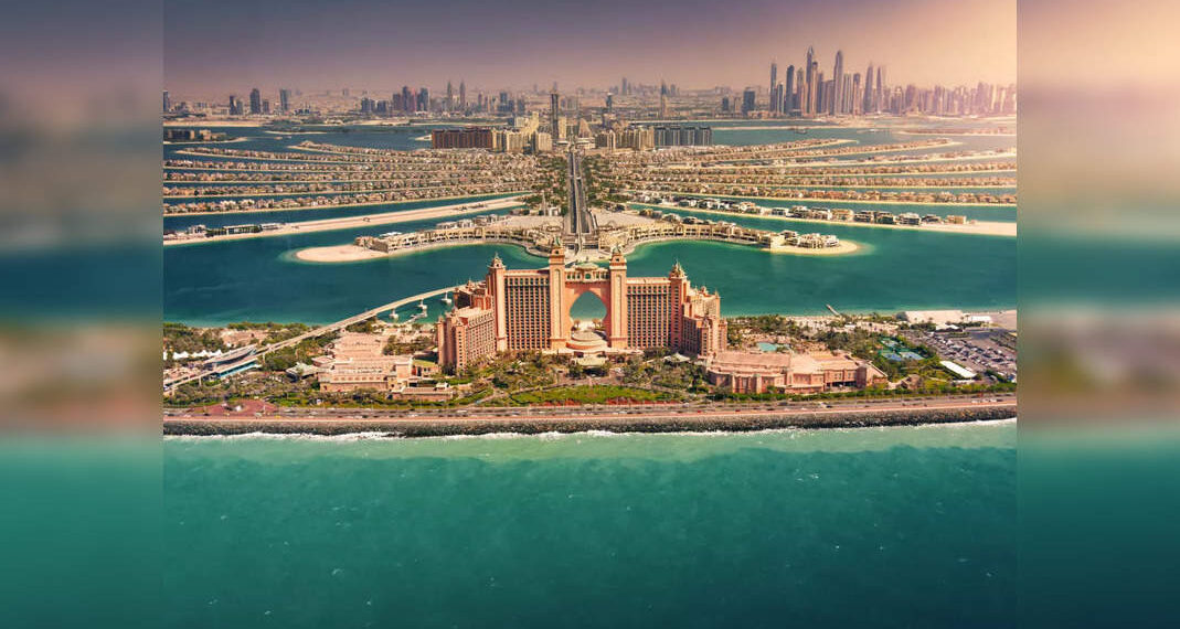 Questa compagnia aerea offre soggiorni in hotel gratuiti per i passeggeri che effettuano uno scalo o viaggiano a Dubai