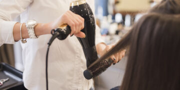 In che modo i saloni di parrucchieri possono promuovere pratiche eco-sostenibili?