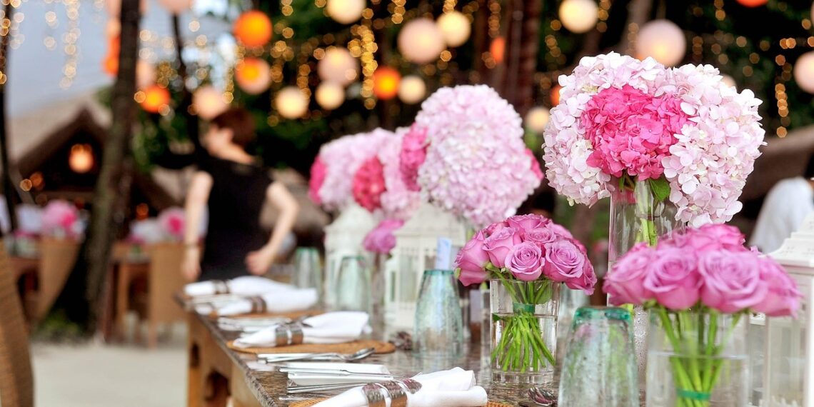 Oltre le Cuffie: Il Ruolo Cruciale del DJ nel Giorno del Sì