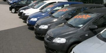 Acquistare un’auto usata: i criteri da valutare