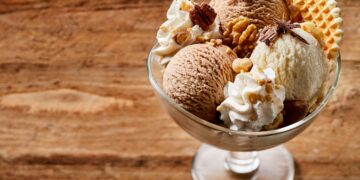Vaschetta gelato: come abbinare i gusti con maestria