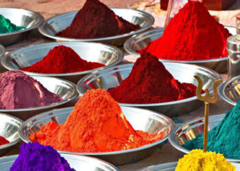 Vernici, plastiche, inchiostri: cosa determina davvero la qualità del colore nei prodotti che usiamo ogni giorno