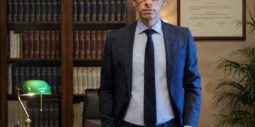 Dott. Lorenzo Lipani (Debit Consulting S.r.l.) : Come liberarti davvero dei debiti, aziendali e personali: