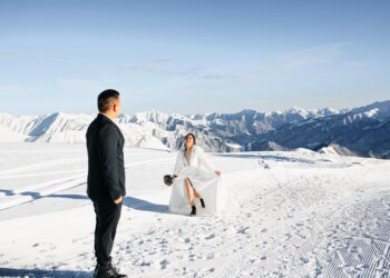 Matrimonio invernale: palette e carte perfette per una stationery calda ed elegante
